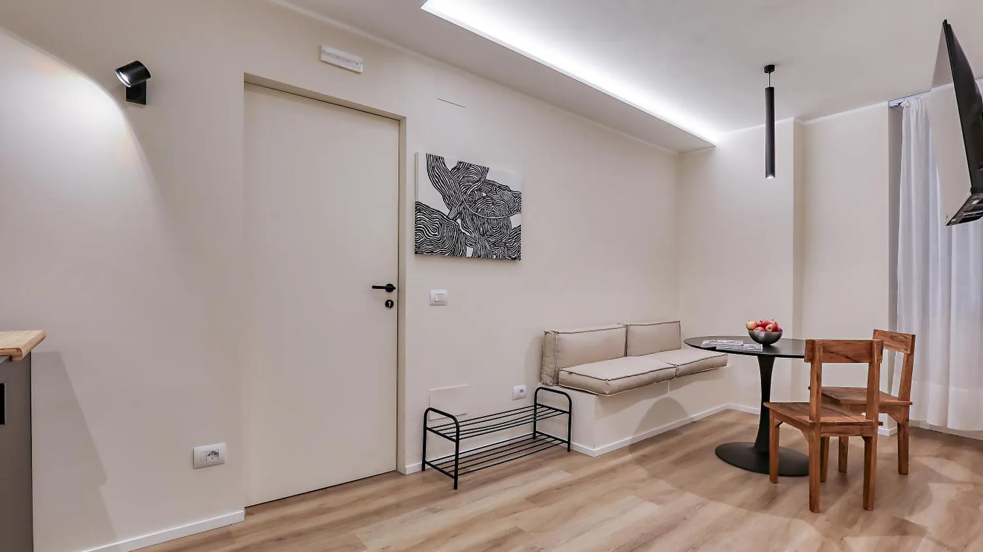 Welchome - Suites Perugia 0*,  Italy