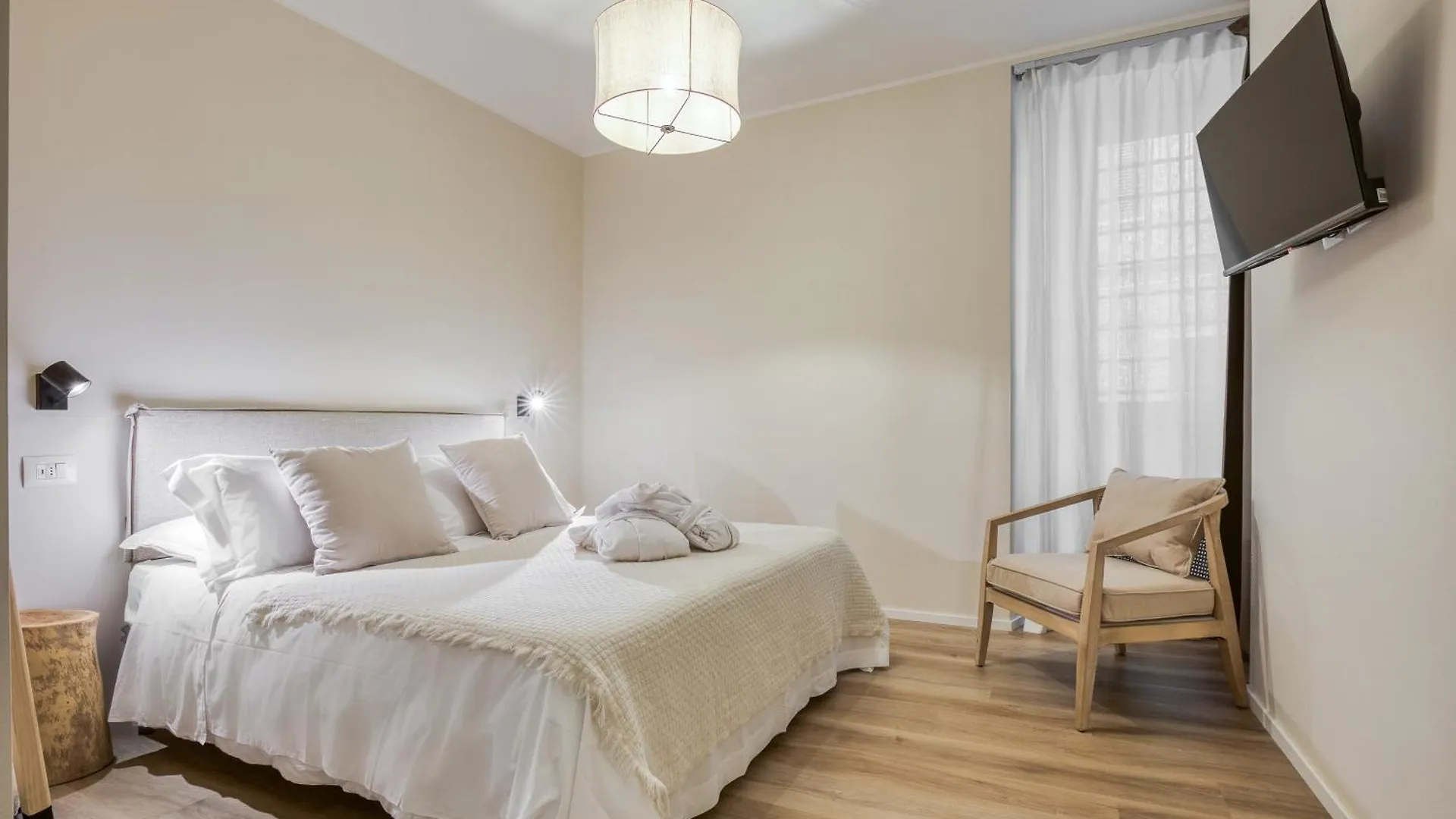 Welchome - Suites Perugia 0*,