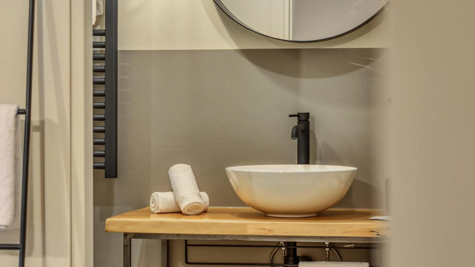 Welchome - Suites Perugia Italy