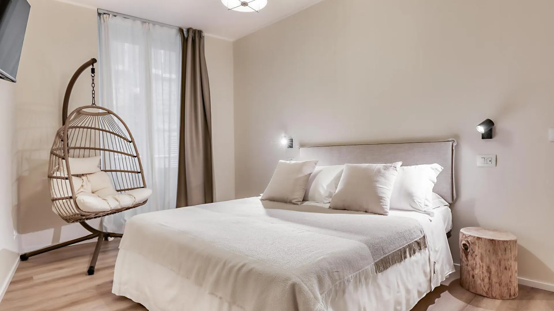 Aparthotel Welchome - Suites Perugia Italy